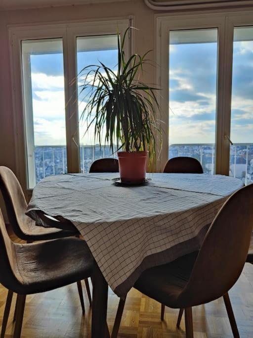 Superbe Appartement Lumineux Avec Vue Imprenable Tours Eksteriør bilde