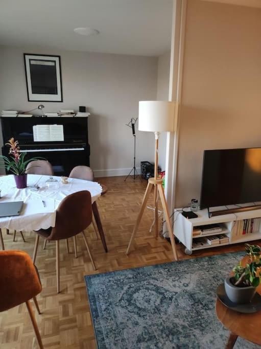 Superbe Appartement Lumineux Avec Vue Imprenable Tours Eksteriør bilde